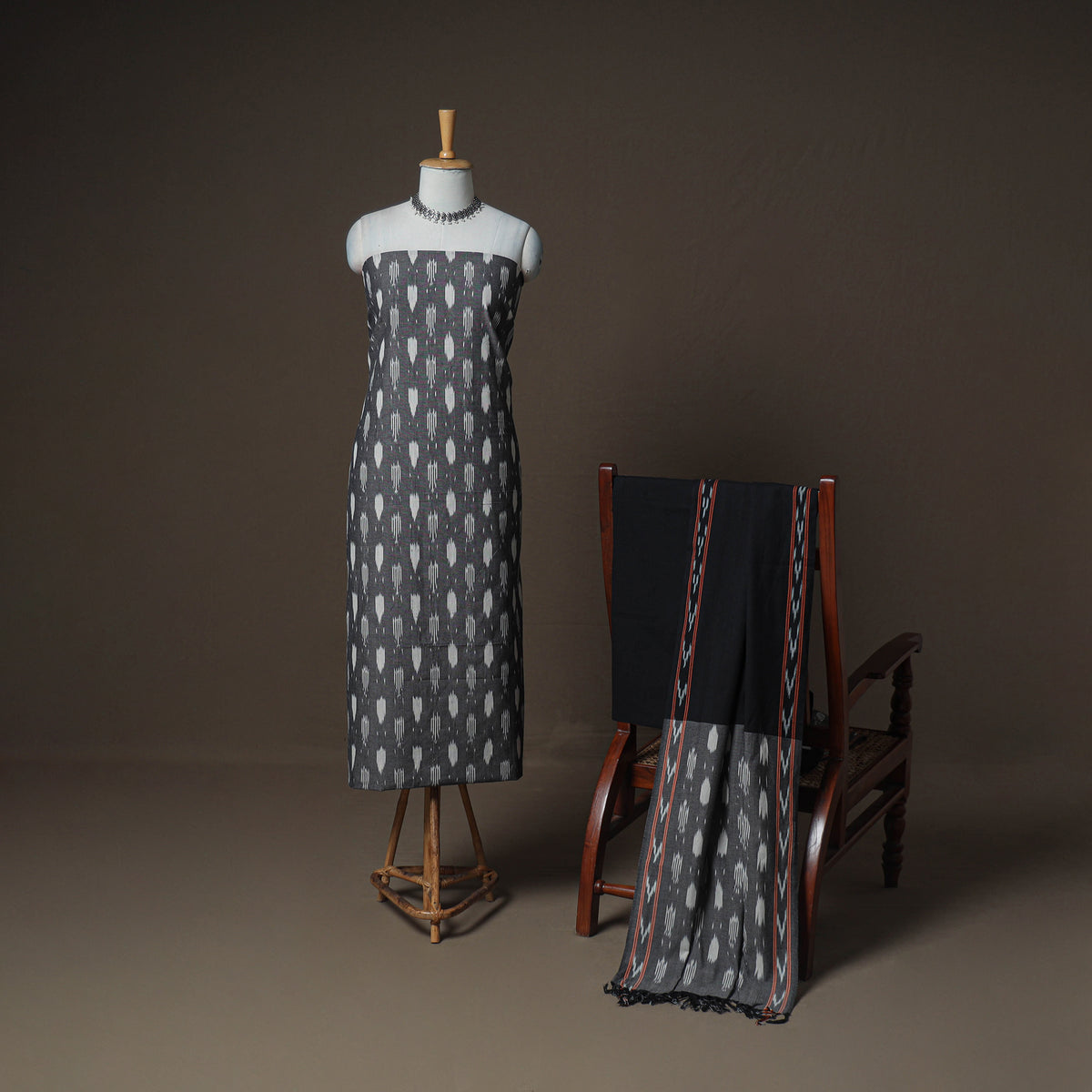 Pochampally Ikat Woven Cotton Unstitched Dress Material: Kurta, Bottom & Dupatta 04