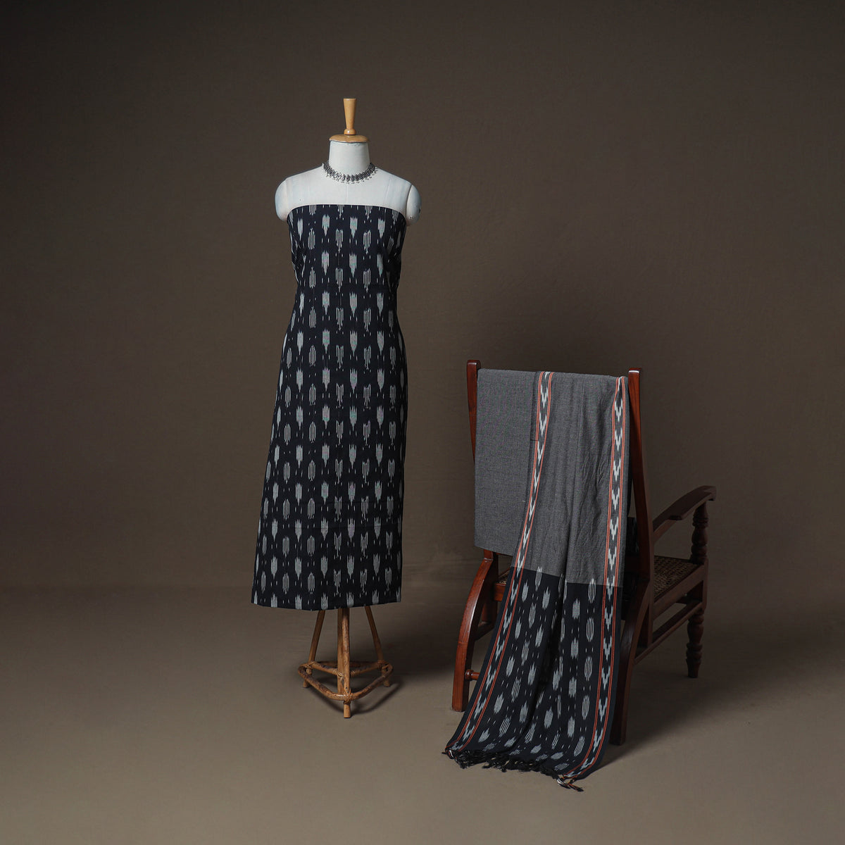 Pochampally Ikat Woven Cotton Unstitched Dress Material: Kurta, Bottom & Dupatta 11