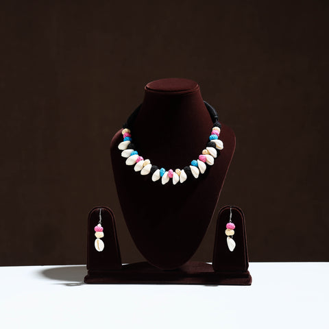 Handcrafted Shell & Thread Work Necklace Set 