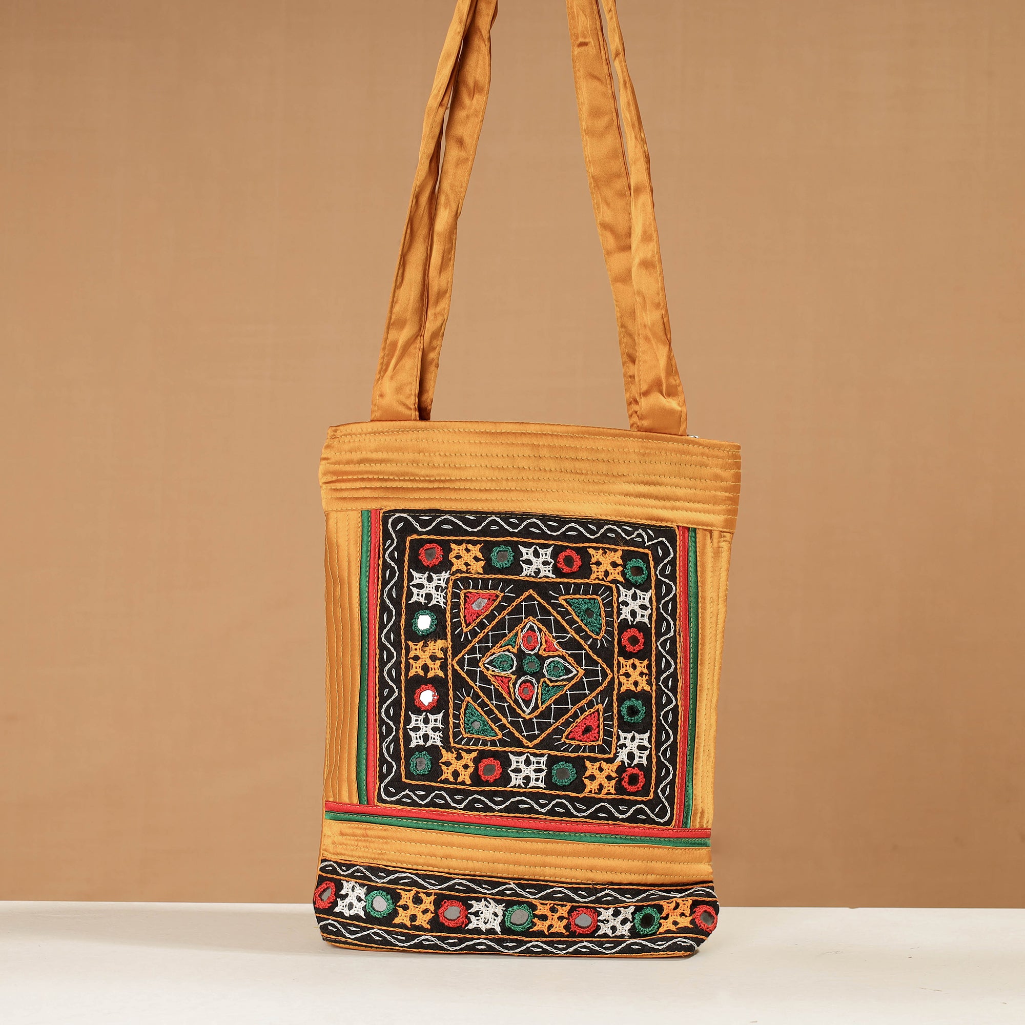 Traditional.. #Hand purse.. | Hand embroidery videos, Kutch work designs,  Hand embroidery designs