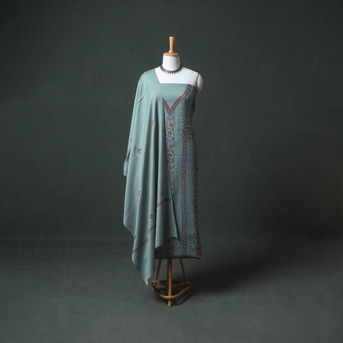 Kashmiri Sozni Hand Embroidered Pure Merino Wool Unstitched Dress Material: Kurta, Bottom with Dupatta 02