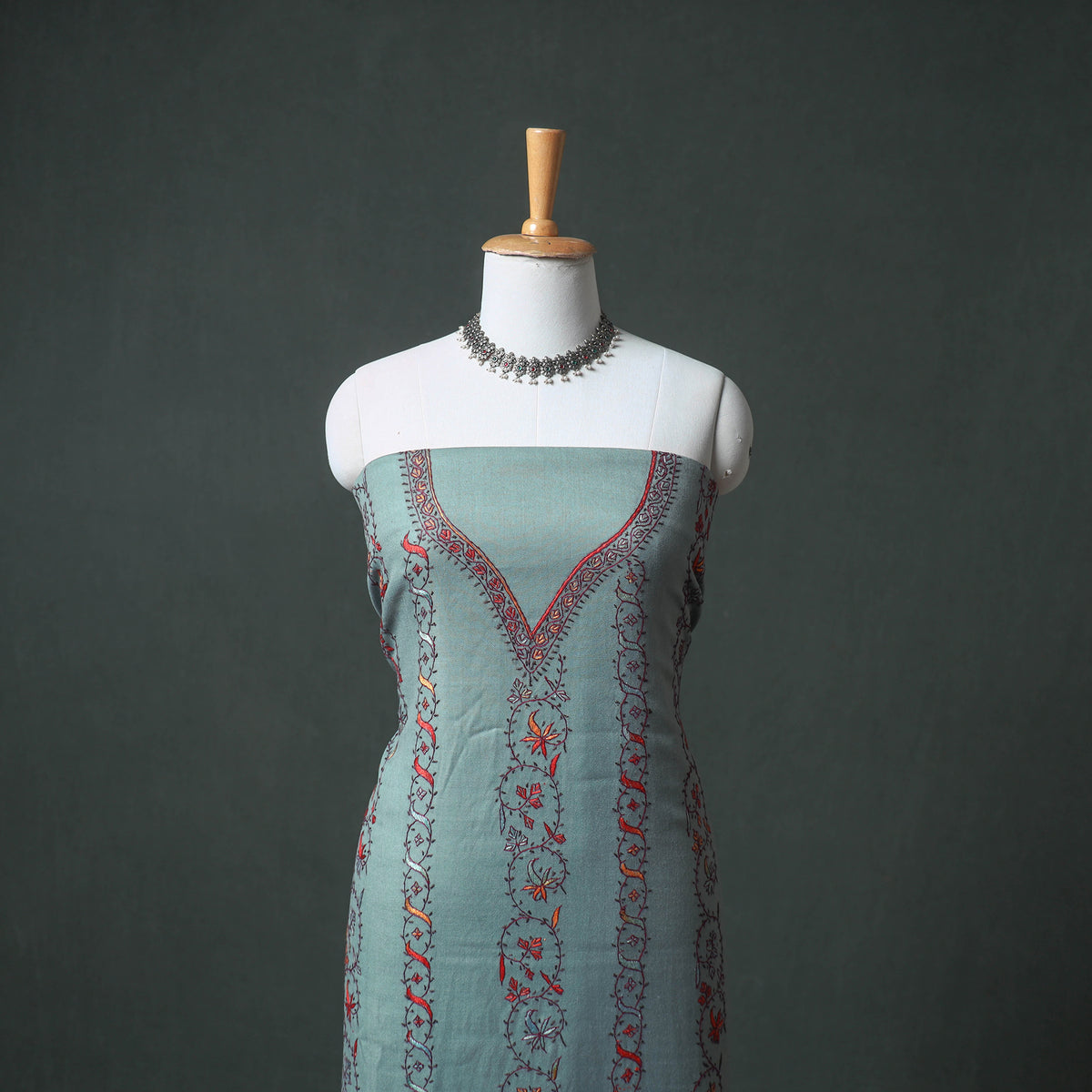 Kashmiri Sozni Hand Embroidered Pure Merino Wool Unstitched Dress Material: Kurta, Bottom with Dupatta 02
