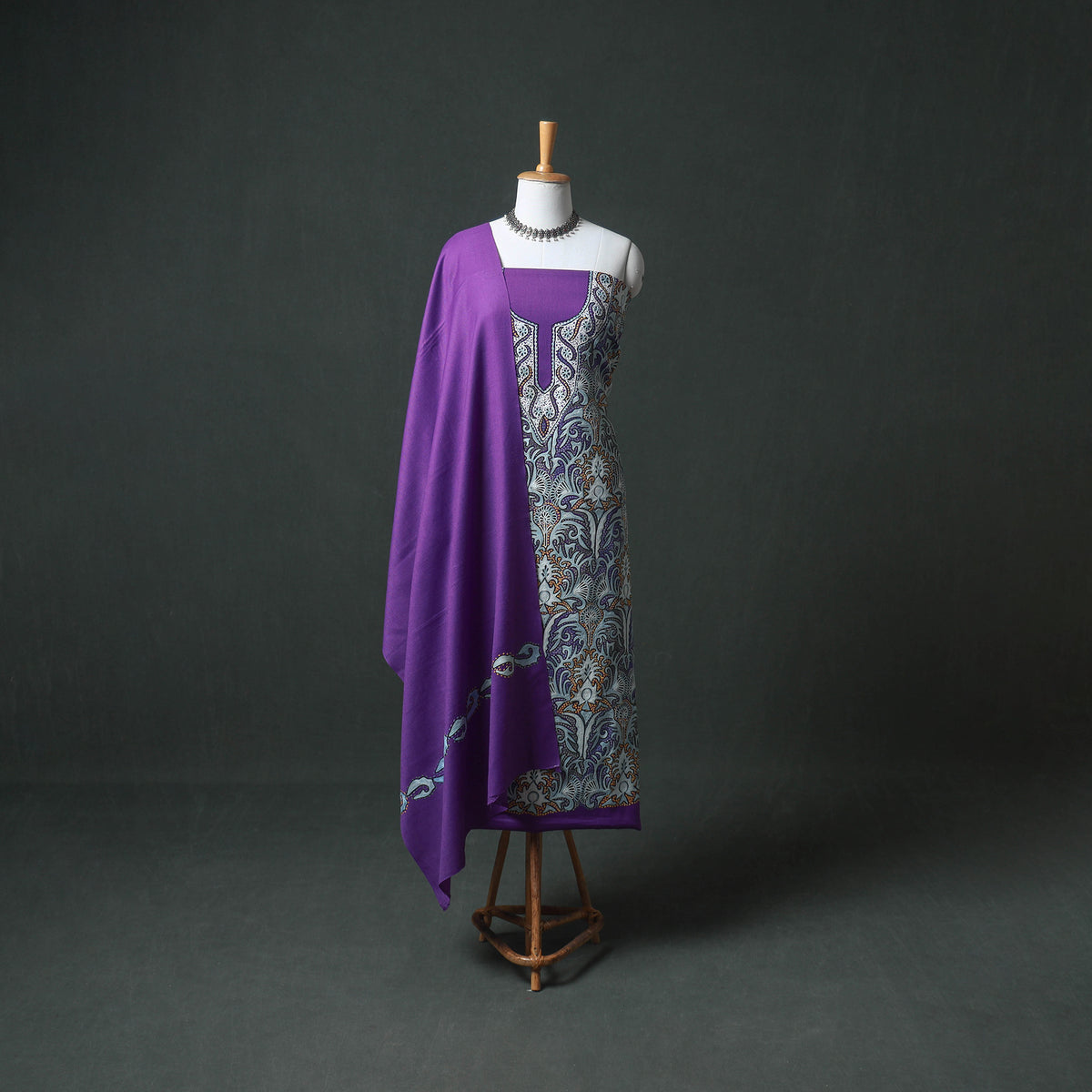 Kashmiri Aari & Sozni Hand Embroidered Cutwork Pure Merino Wool Unstitched Dress Material: Kurta, Bottom with Dupatta 07