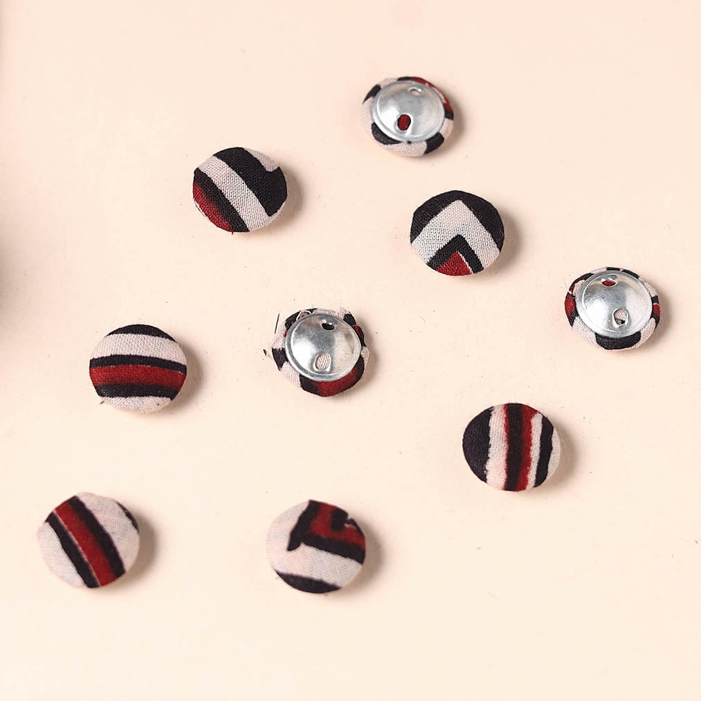  Buttonbaaz Handmade Fabric Button Small 