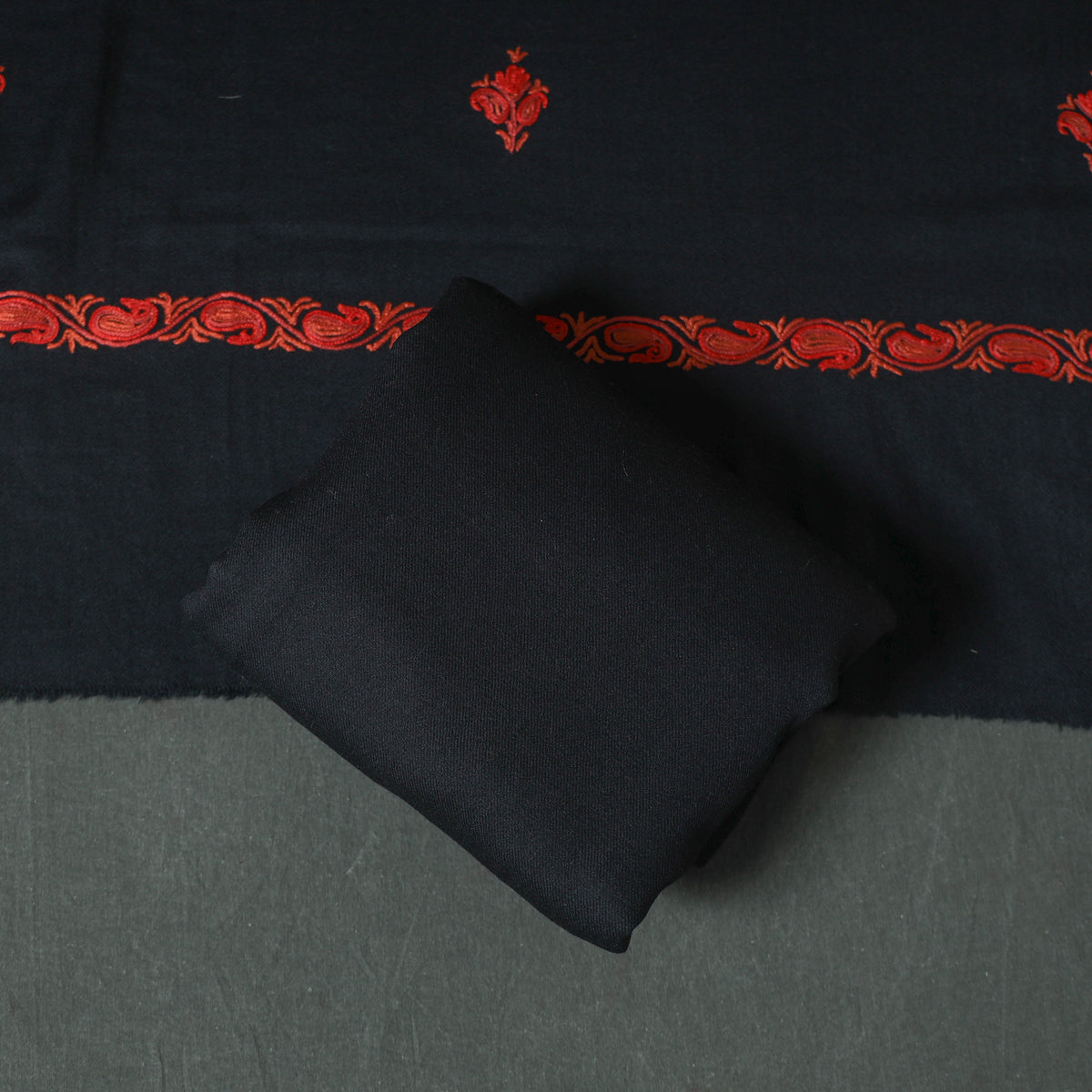 Kashmiri Aari Hand Embroidered Pure Merino Wool Unstitched Dress Material: Kurta, Bottom with Dupatta 12