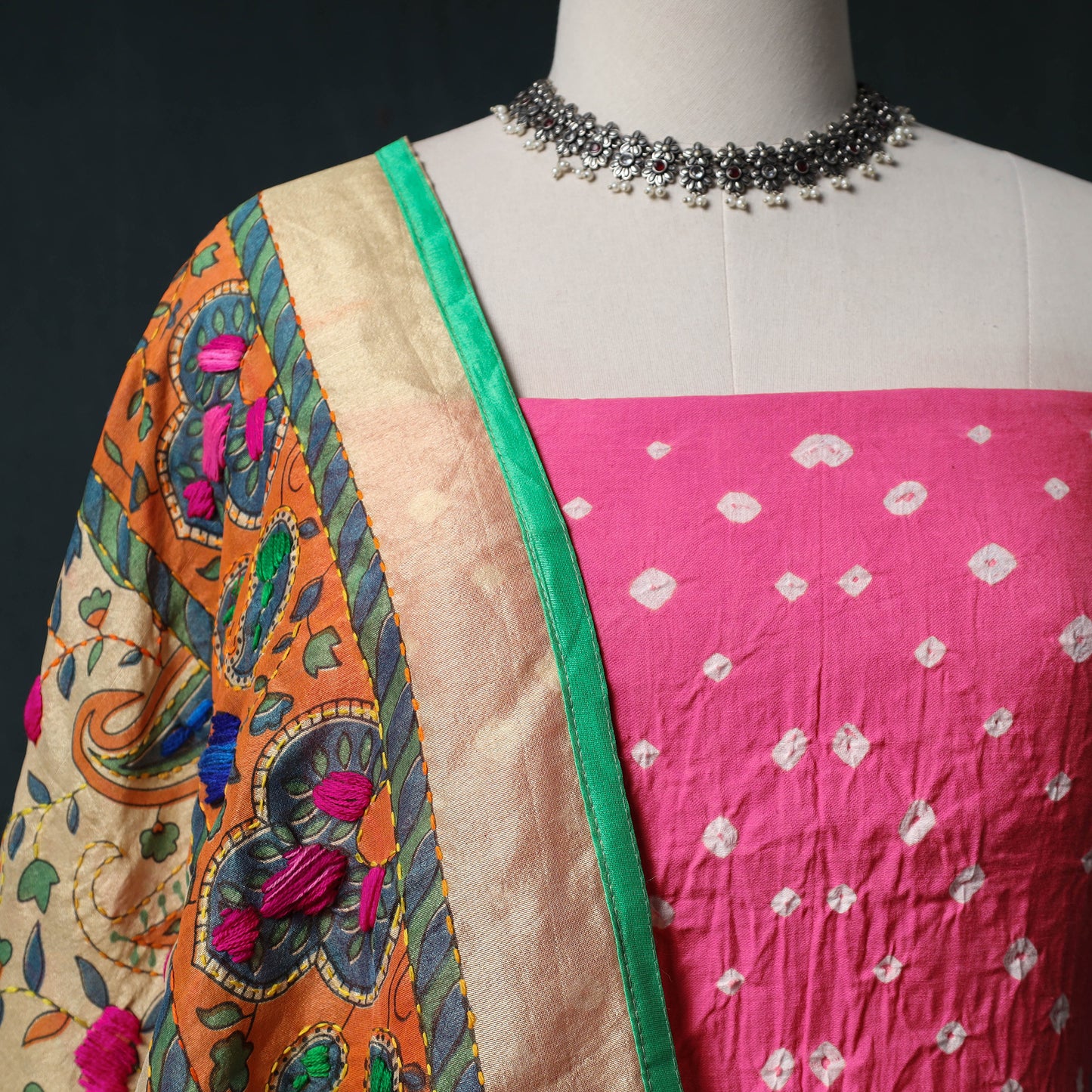 Bandhani Cotton 2pc Unstitched Dress Material Kurta Set with Earrings 01