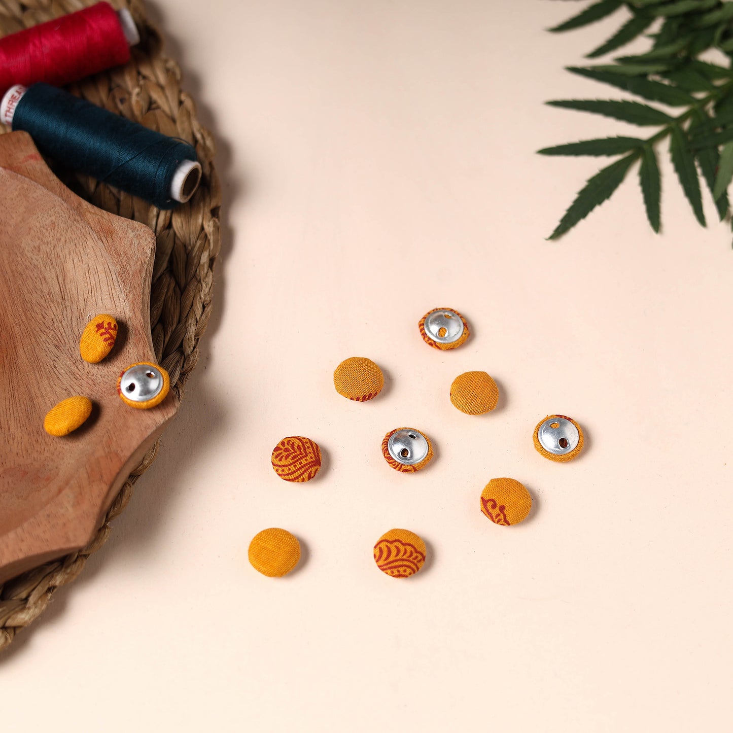  Buttonbaaz Handmade Fabric Button Small 