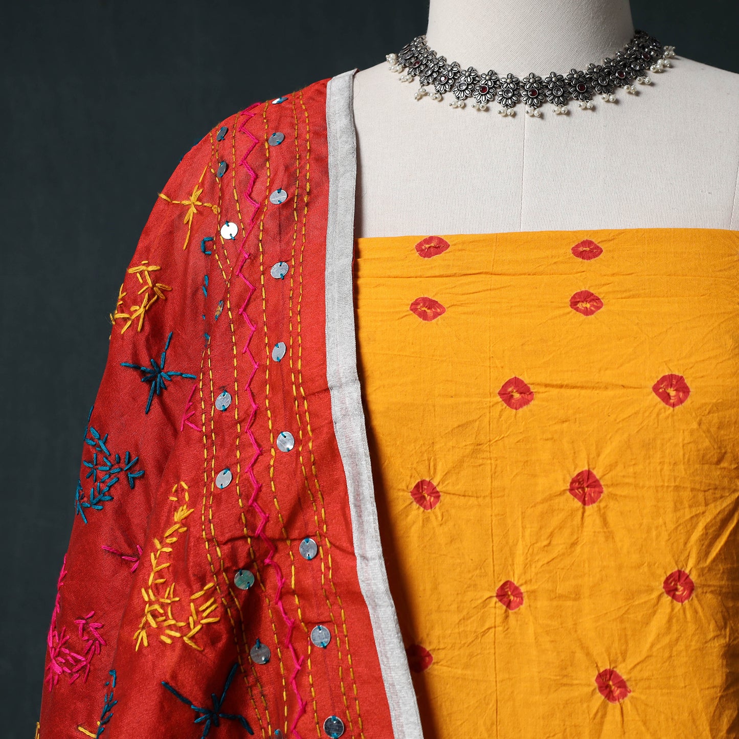 Bandhani Cotton 2pc Unstitched Dress Material Kurta Set with Earrings 04
