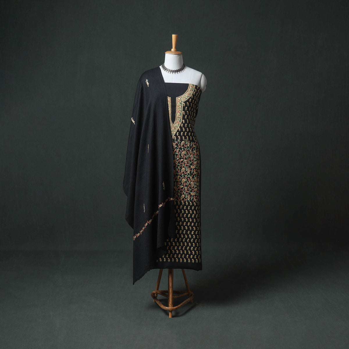 Kashmiri Aari Hand Embroidered Pure Merino Wool Unstitched Dress Material: Kurta, Bottom with Dupatta 21