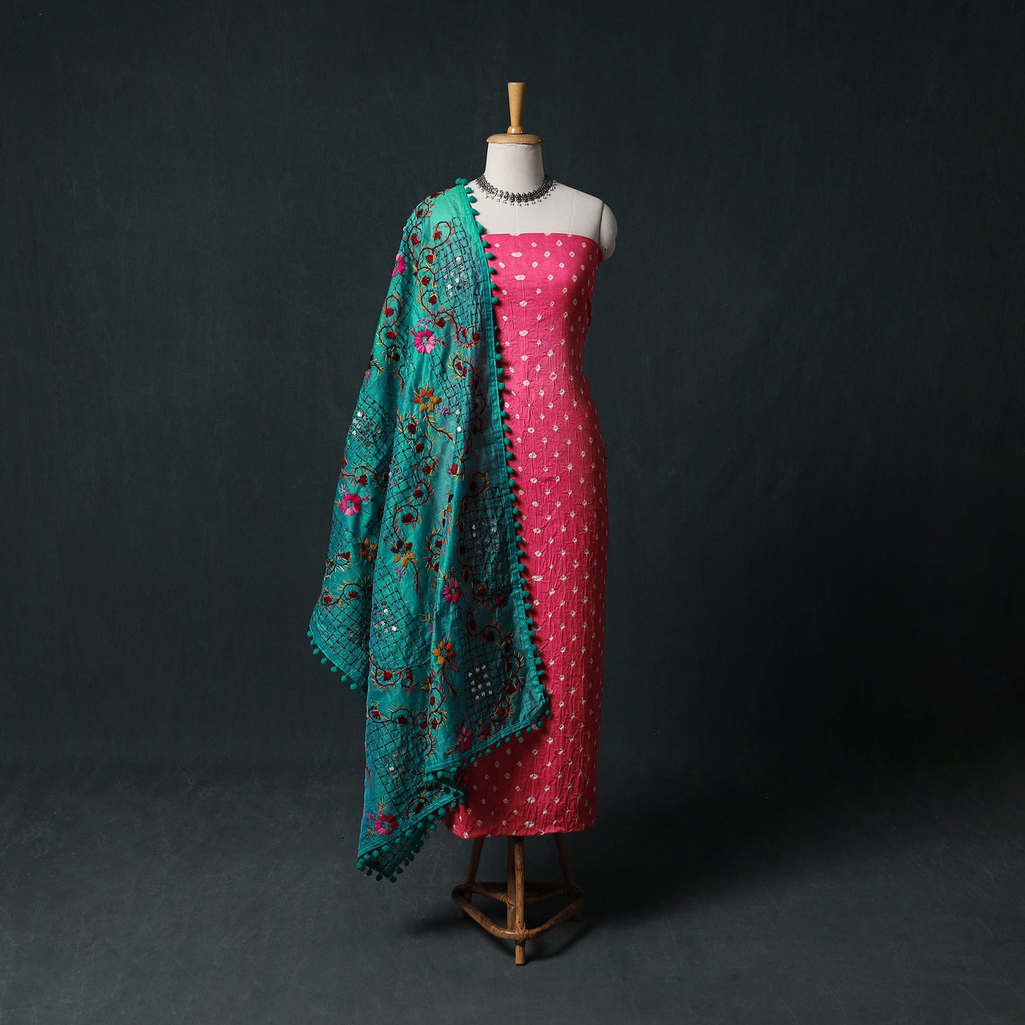 Bandhani Cotton 2pc Unstitched Dress Material Kurta Set with Earrings 07
