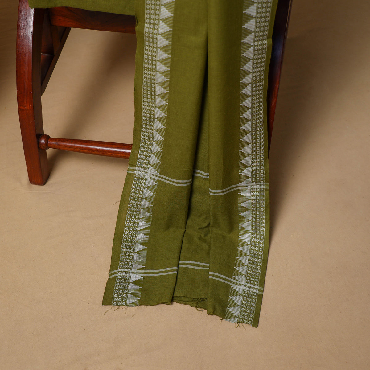 Floral Sanganeri Block Print Cotton Unstitched Dress Material: Kurta, Bottom & Dupatta with Jewellery 06
