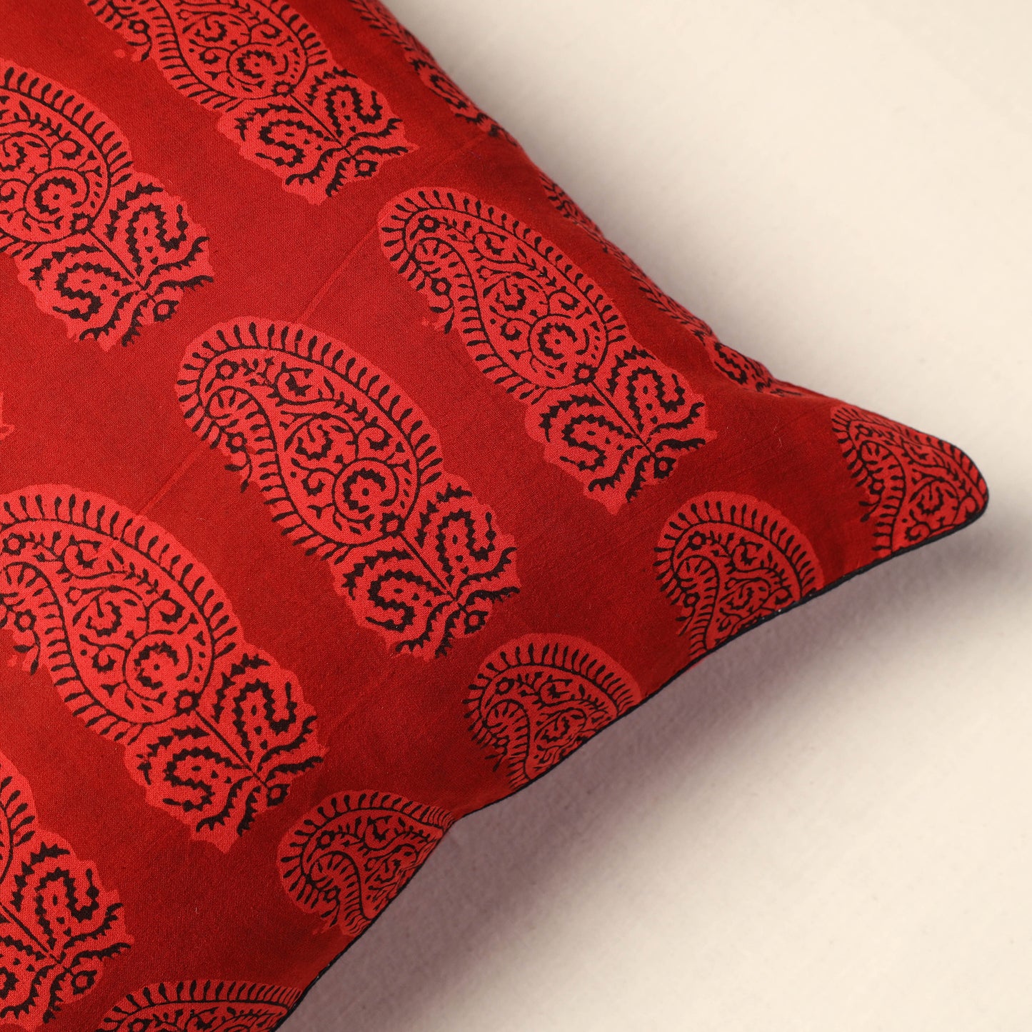 Bagh Cushion Cover