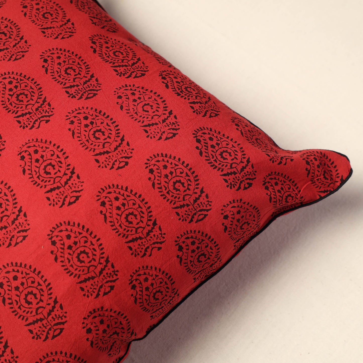 Bagh Cushion Cover