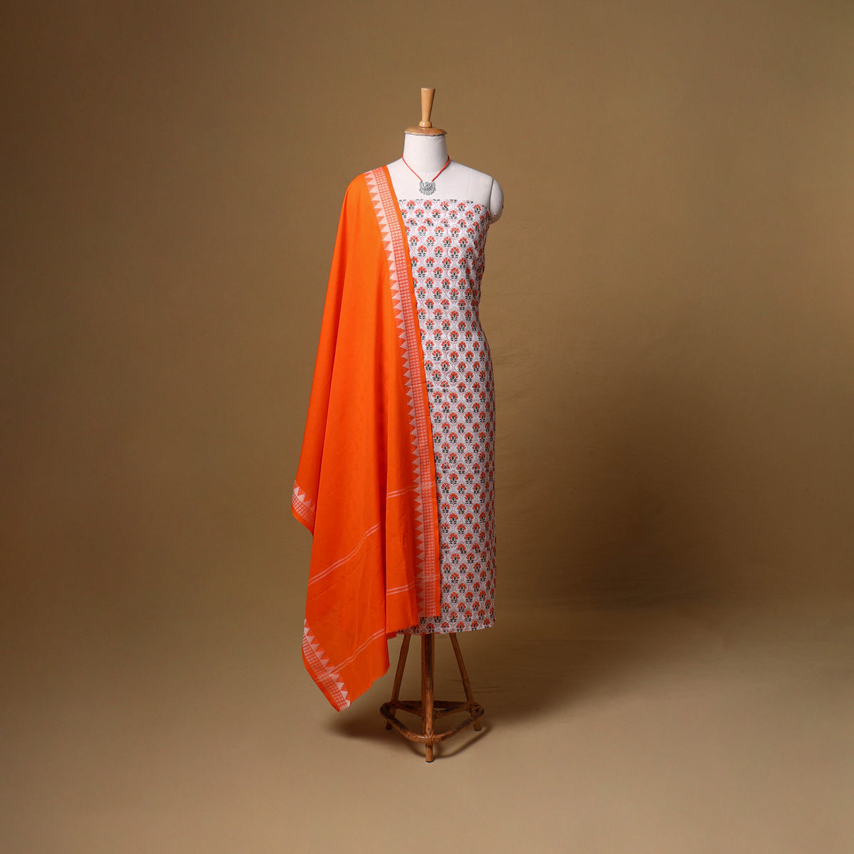Floral Sanganeri Block Print Cotton Unstitched Dress Material: Kurta, Bottom & Dupatta with Jewellery 08