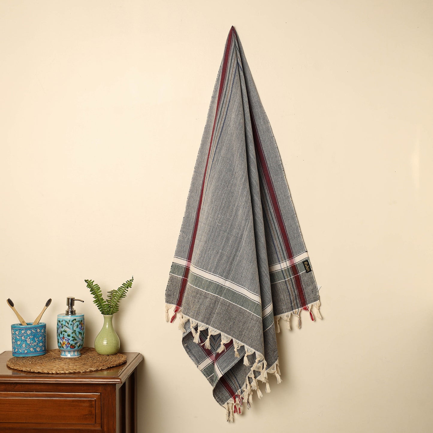 Grey - Handloom Fine Cotton Plain Bath Towel 122