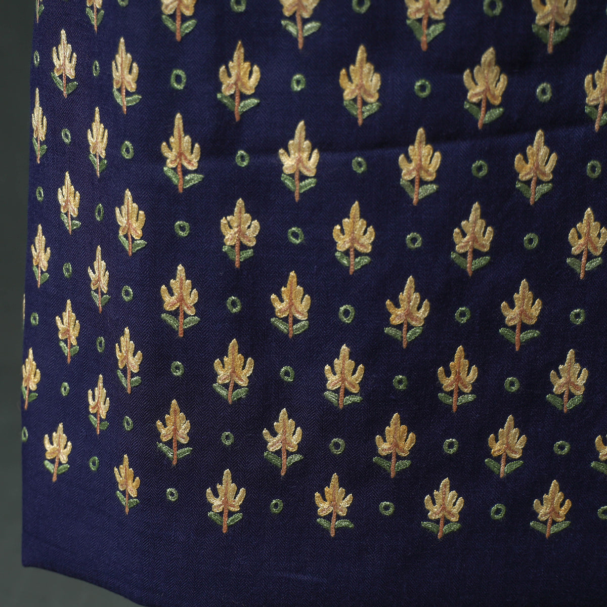Kashmiri Aari Hand Embroidered Pure Merino Wool Unstitched Dress Material: Kurta, Bottom with Dupatta 28