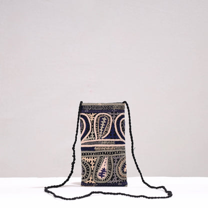 Kutch Dhebariya Qatab Hand Embroidery Cotton Sling Dori Mobile Pouch