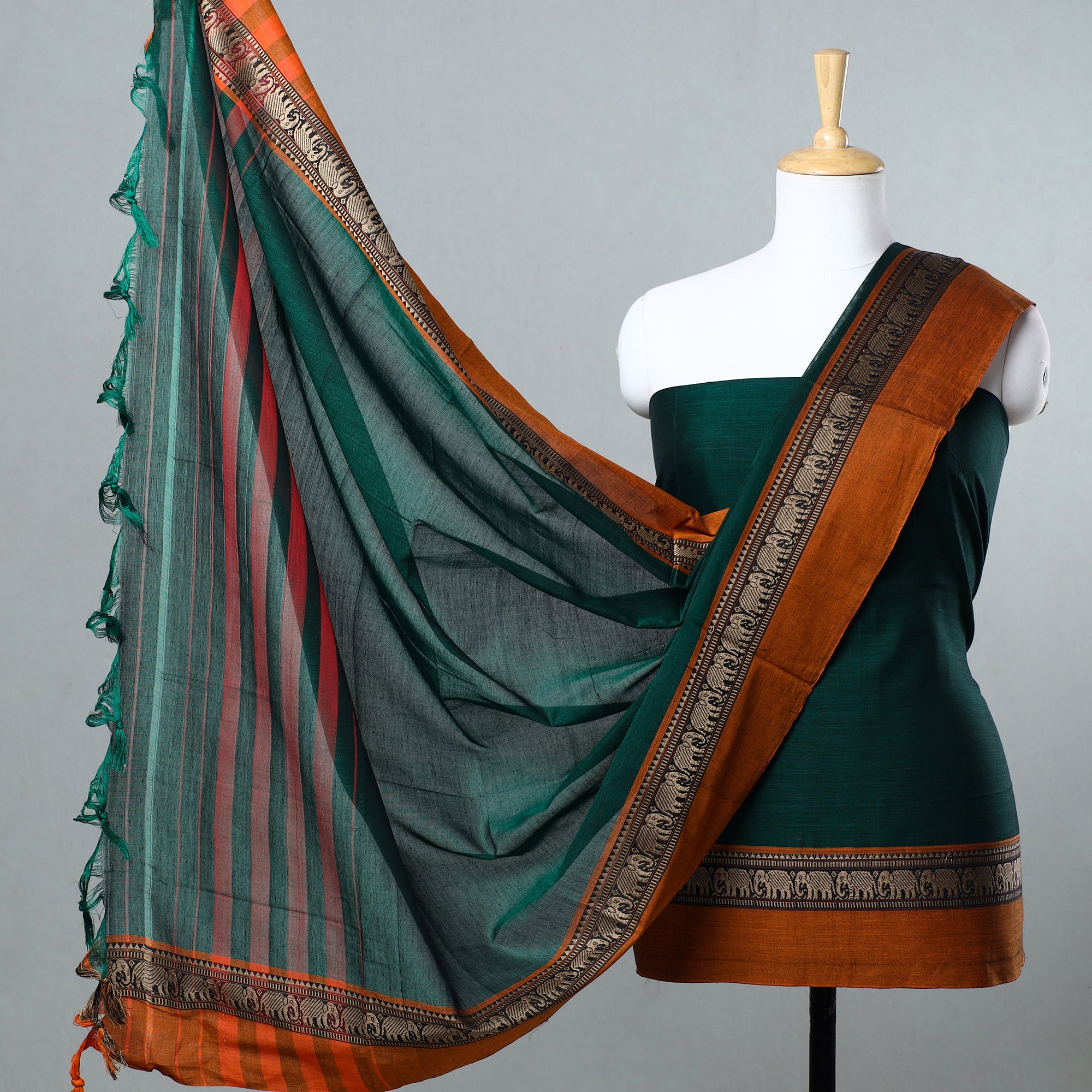 9 South cotton handloom kurta and Doria duppata three piece suit – Gulabi  Silk