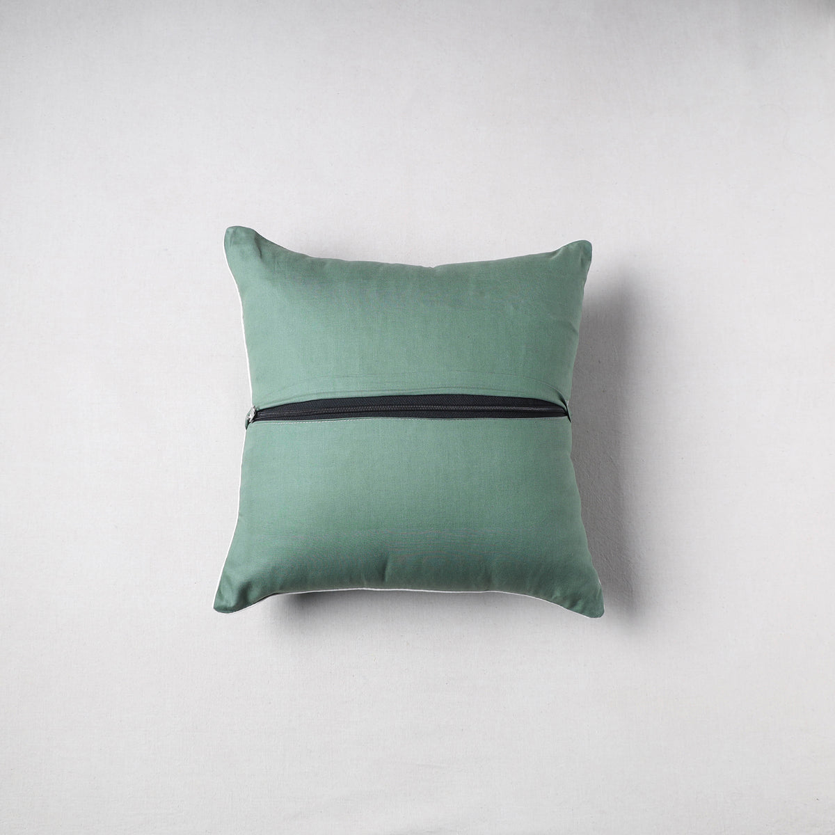 Jacquard Cushion Cover (16 x 16 in) 07