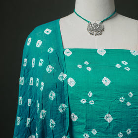 Bandhani Cotton Unstitched Dress Material: Kurta & Dupatta with Jewellery 13