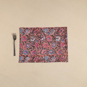  Peach Floral Print Cotton Reversible Table Mat 