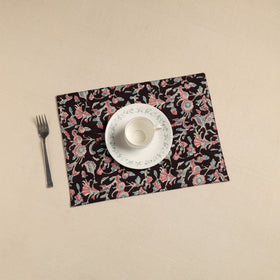  Black Floral Print Cotton Reversible Table Mat 
