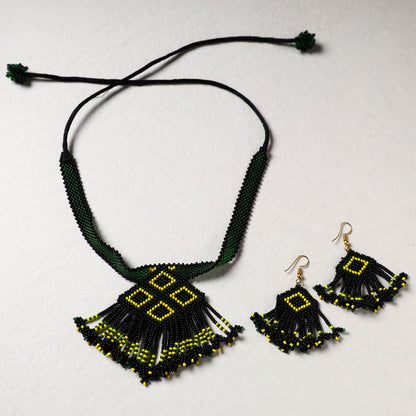 Hapur Beadwork Necklace Set by Aaghaz