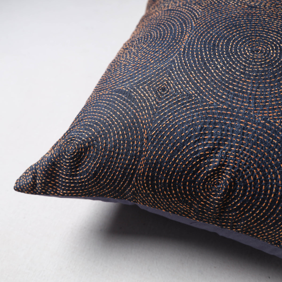 Running stitch plain cushion cover (16 x 16 in) 25
