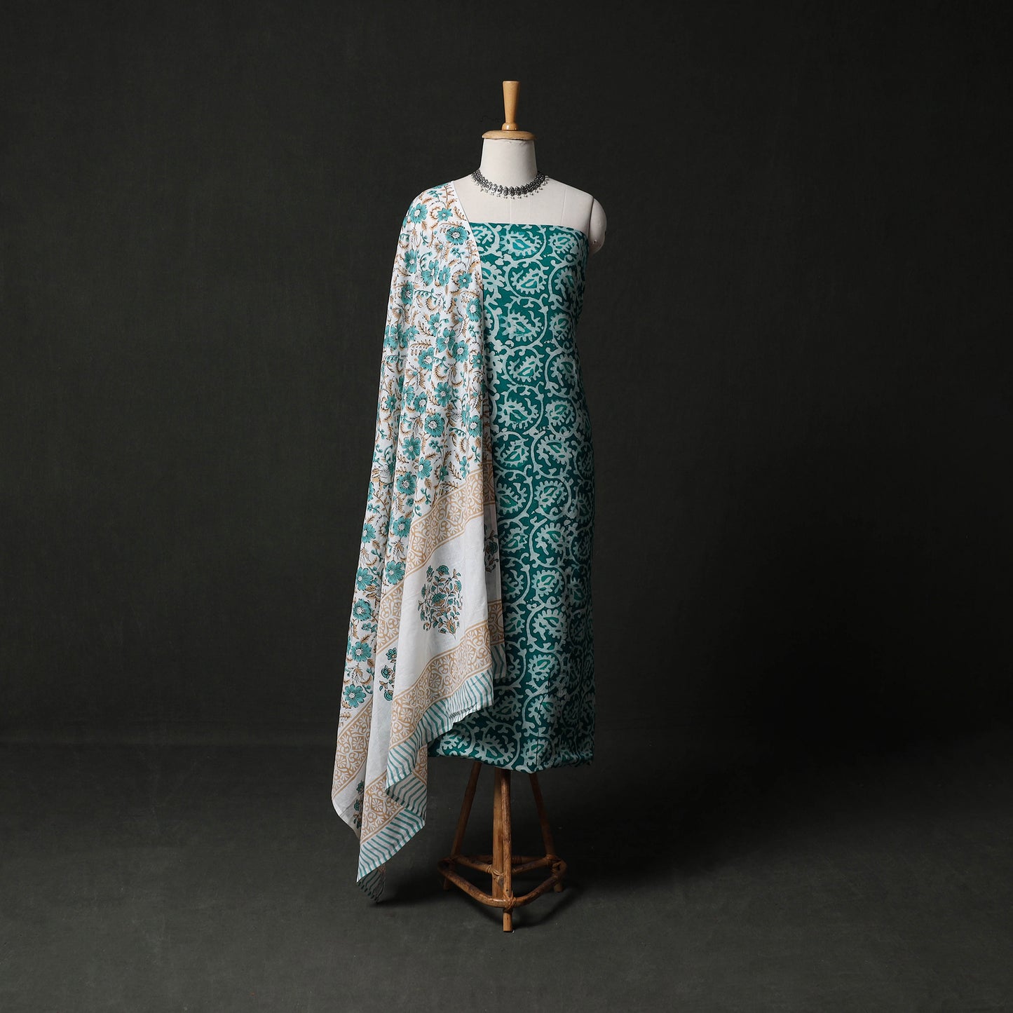 Hand Block Batik Print Cotton 2pc Unstitched Dress Material Kurta Set with Earrings 02