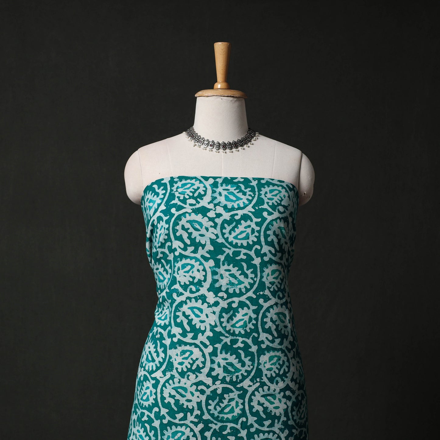 Hand Block Batik Print Cotton 2pc Unstitched Dress Material Kurta Set with Earrings 02