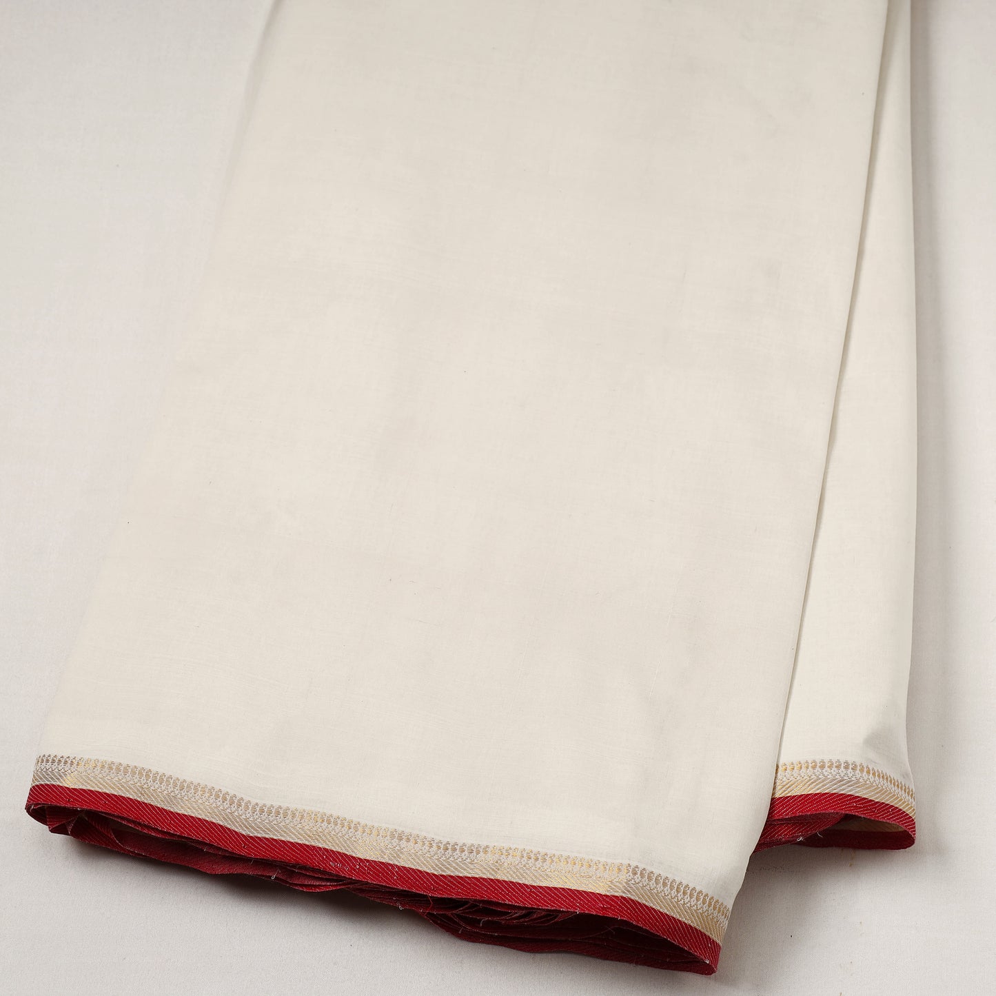 White - Handloom Mangalagiri Cotton Fabric with Zari Border 08