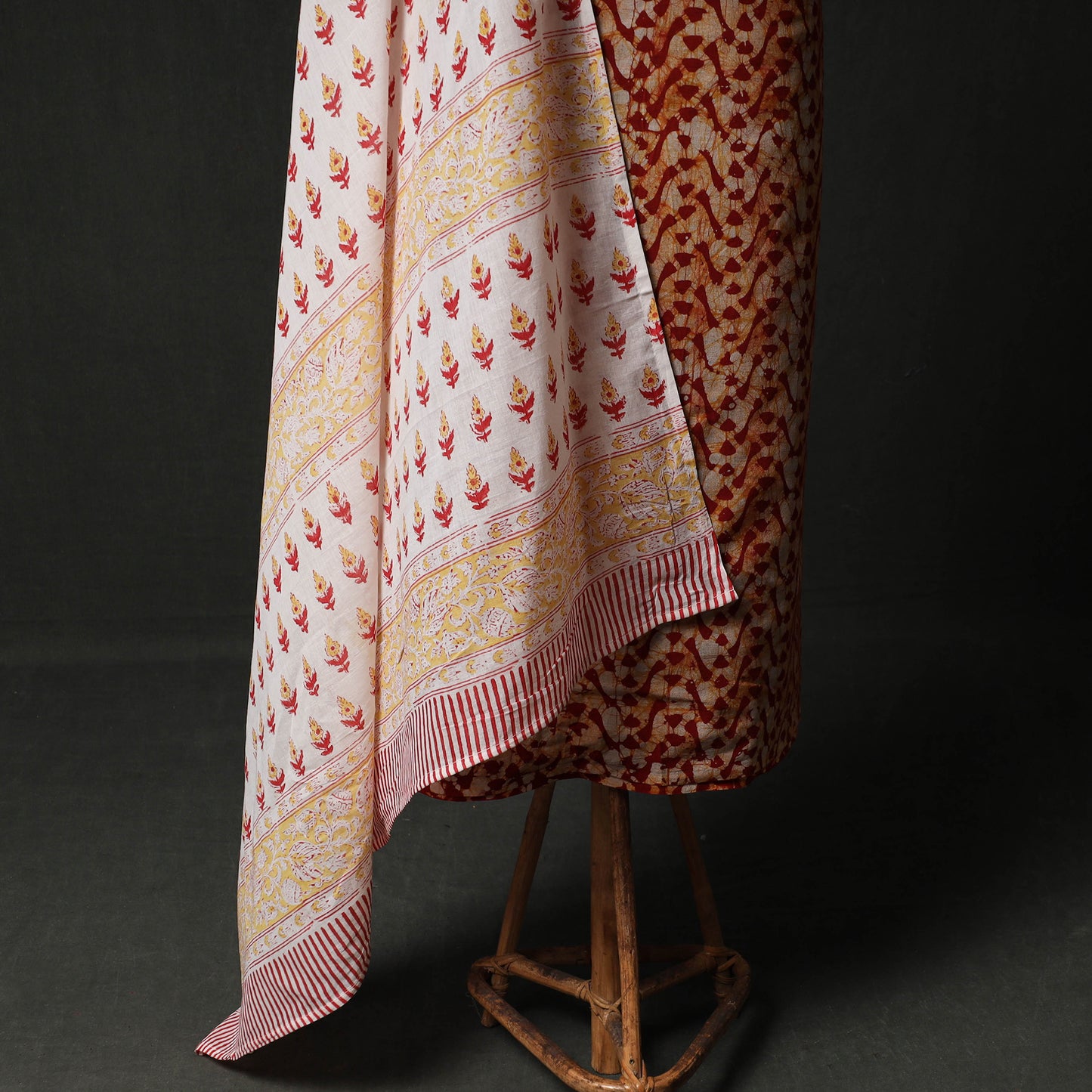 Hand Block Batik Print Cotton 2pc Unstitched Dress Material Kurta Set with Earrings 06