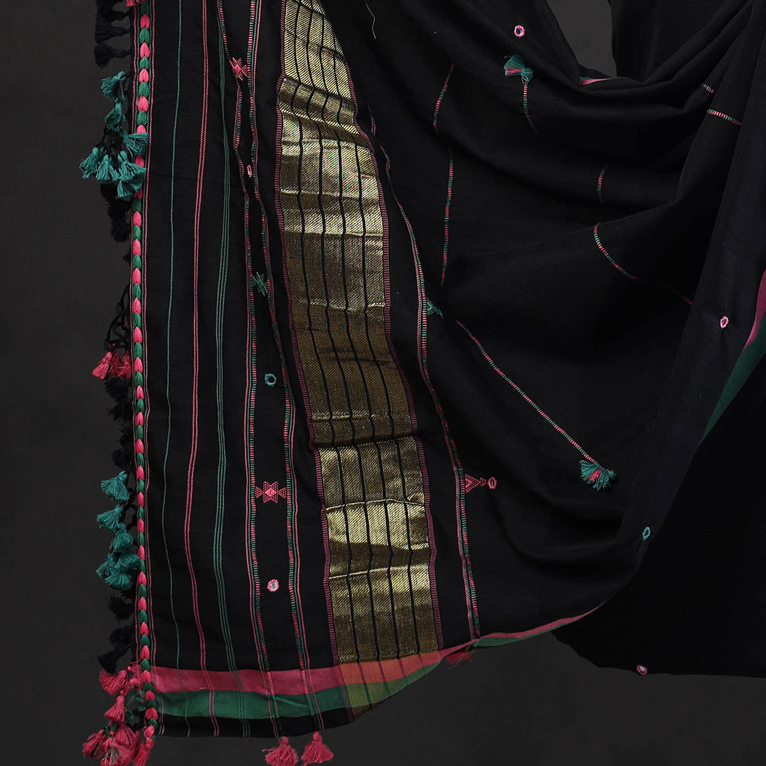 Bhujodi Suit Material Set