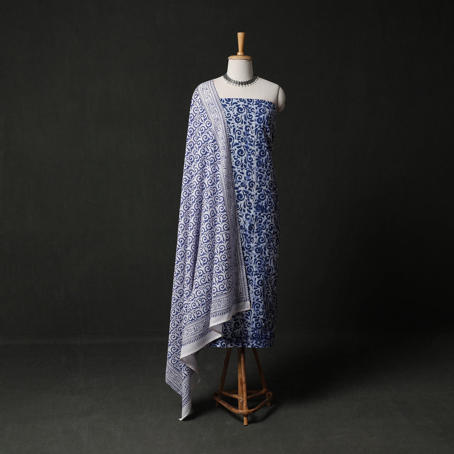 Hand Block Batik Print Cotton 2pc Unstitched Dress Material Kurta Set with Earrings 09