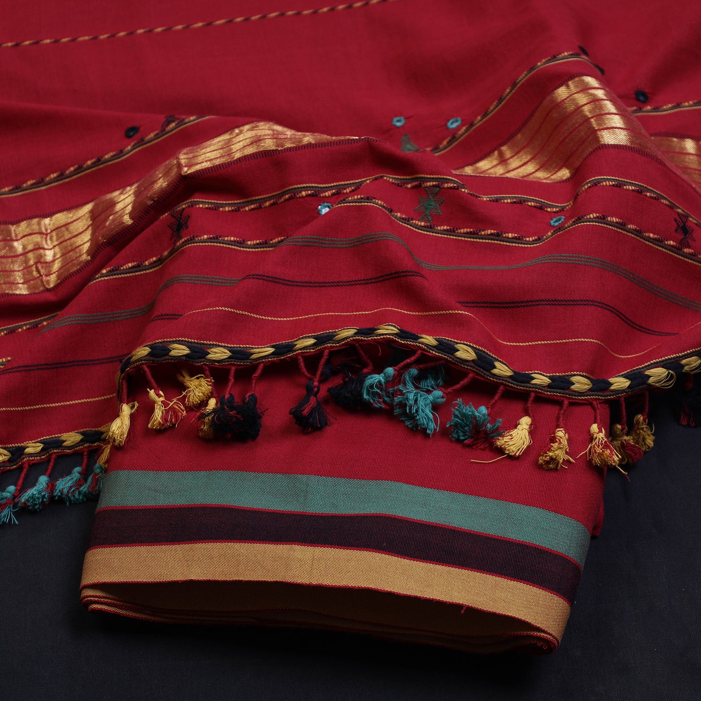 Bhujodi Suit Material Set