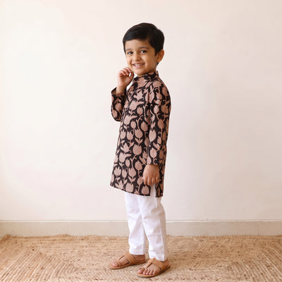 Black - kids pure cotton kurta in bagru block prints (2-3