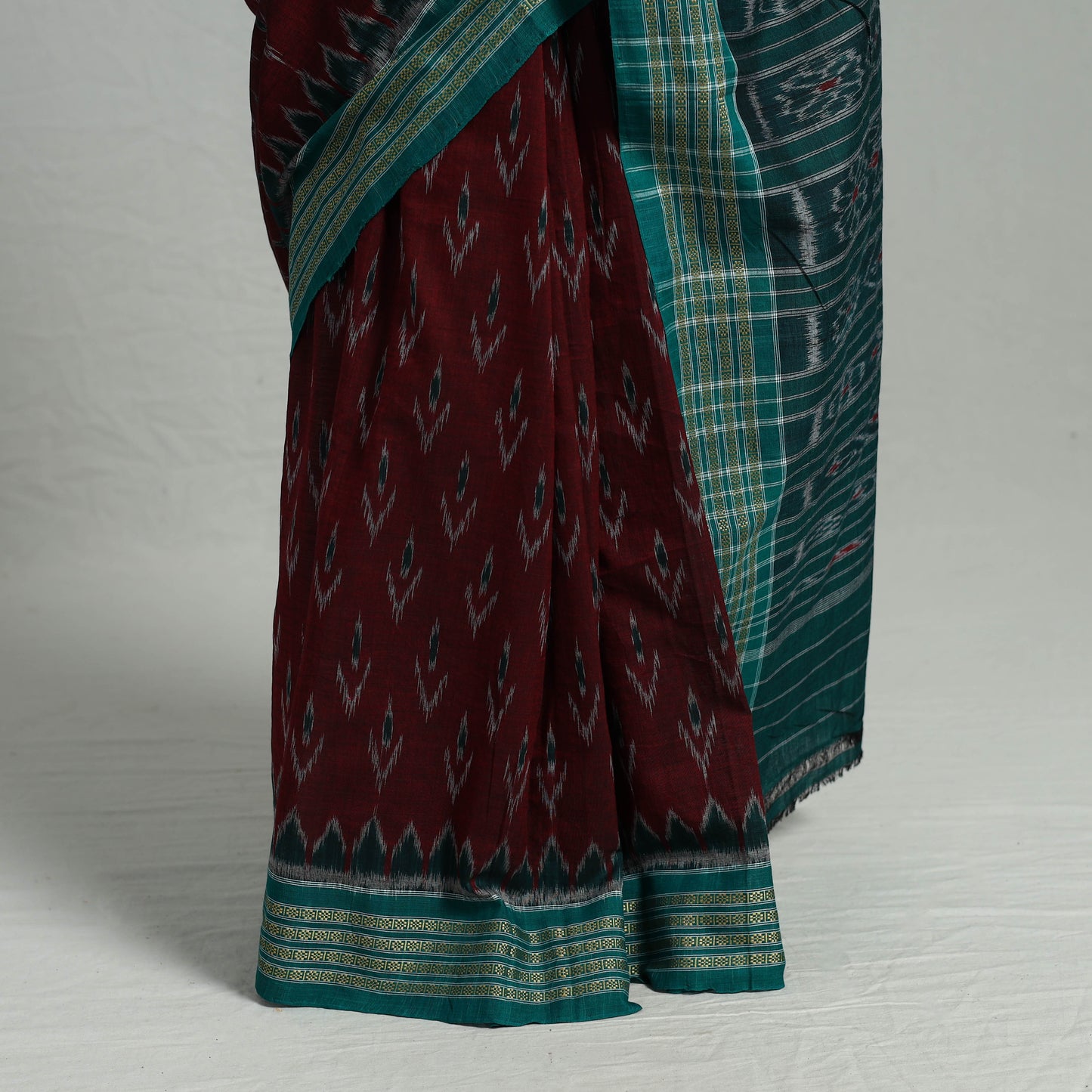 Maroon - Ikat Weave Handloom Cotton Sambalpuri Saree 13