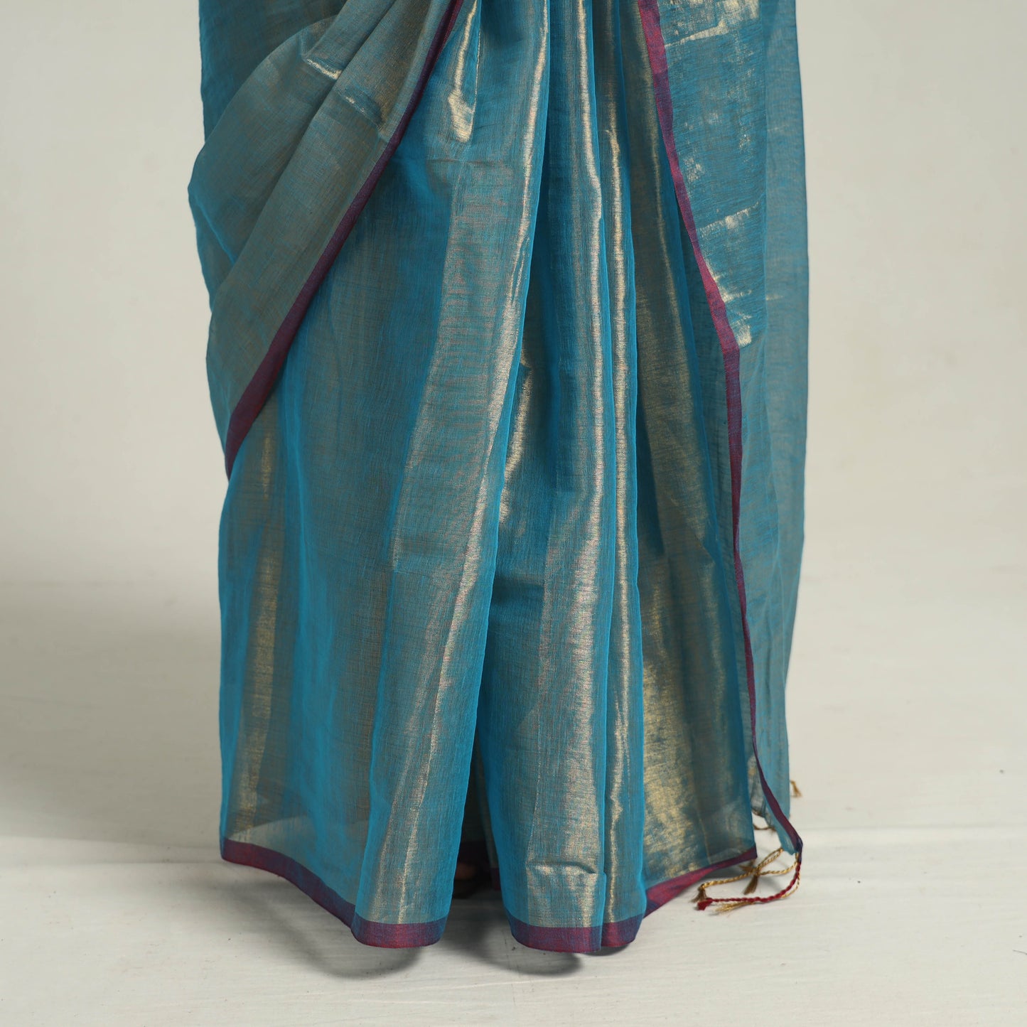 Bengal Fine Tissue Zari Saree 01