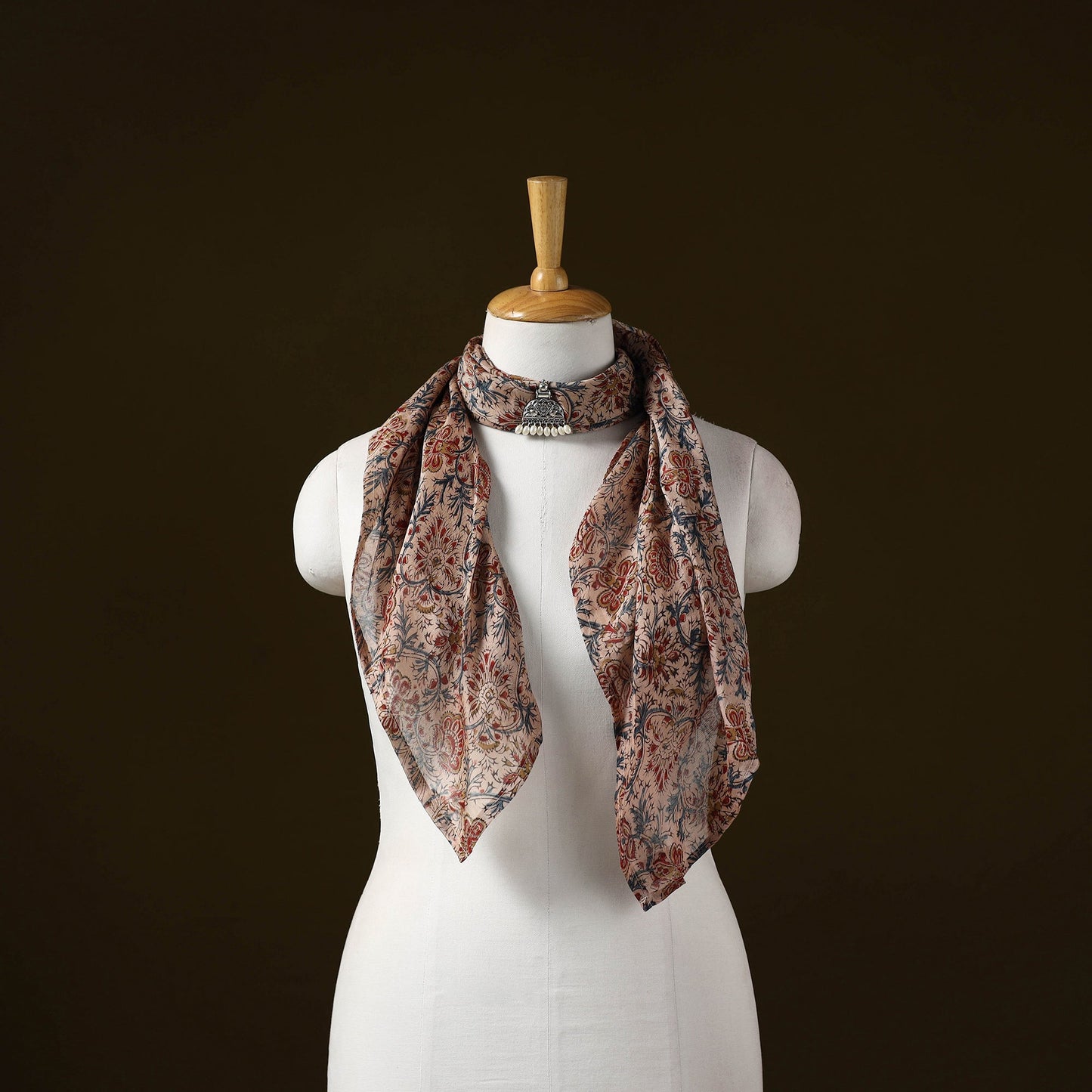 Kalamkari chanderi silk pendant necklace scarf 09