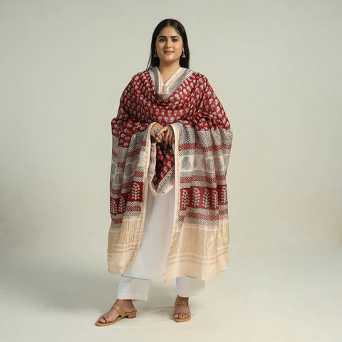 Bagh Print dupatta
