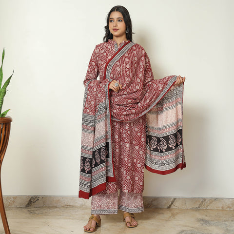 Bagh Stitched Suit
