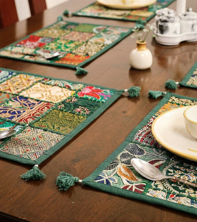 Khambadiya Table Mats