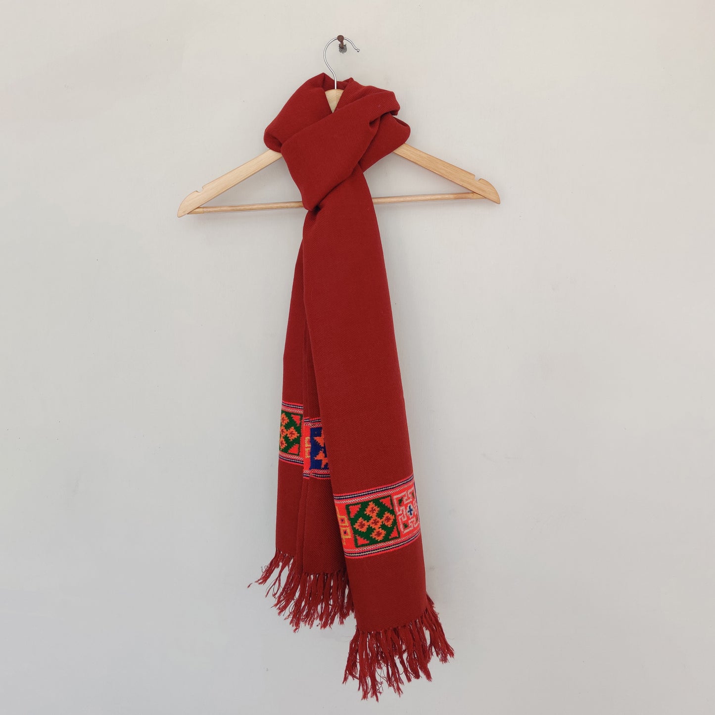 Red Multicolor Handwoven Sheep Wool Kinnauri Stole