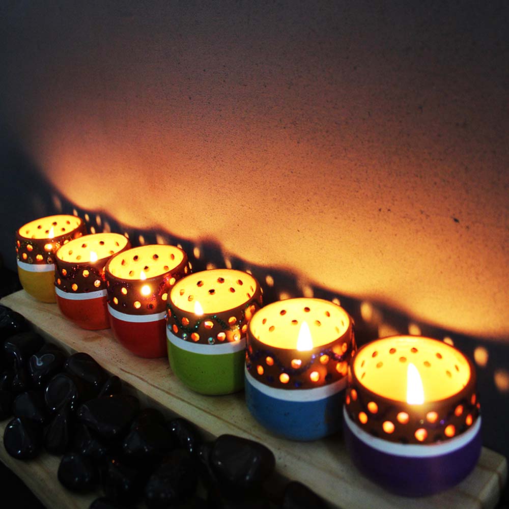 Handcrafted Terracotta Mini Multicolured Tea Light Holders Set of 6 + HD Candles