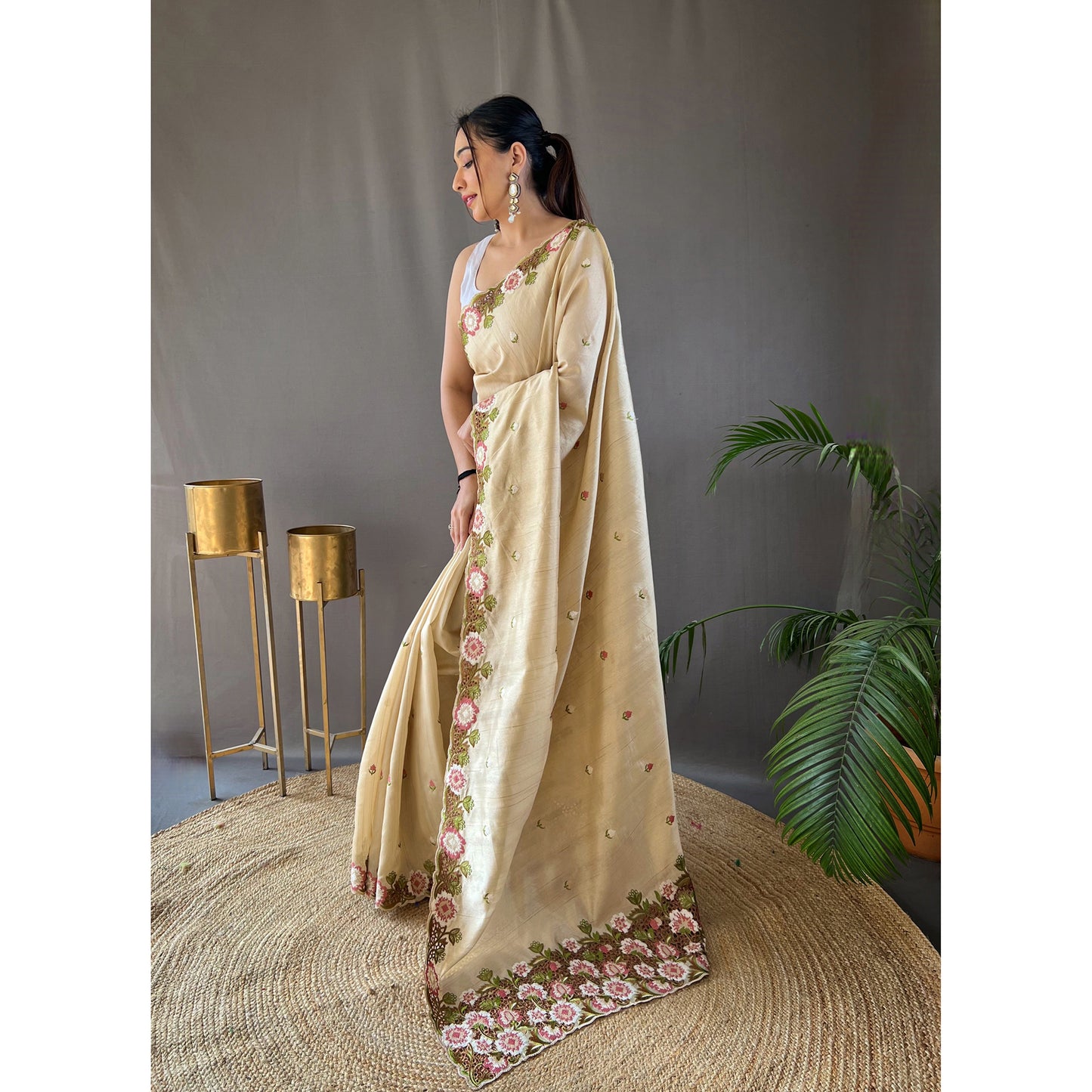 Narmada Cream Tussar Silk Handwork Saree