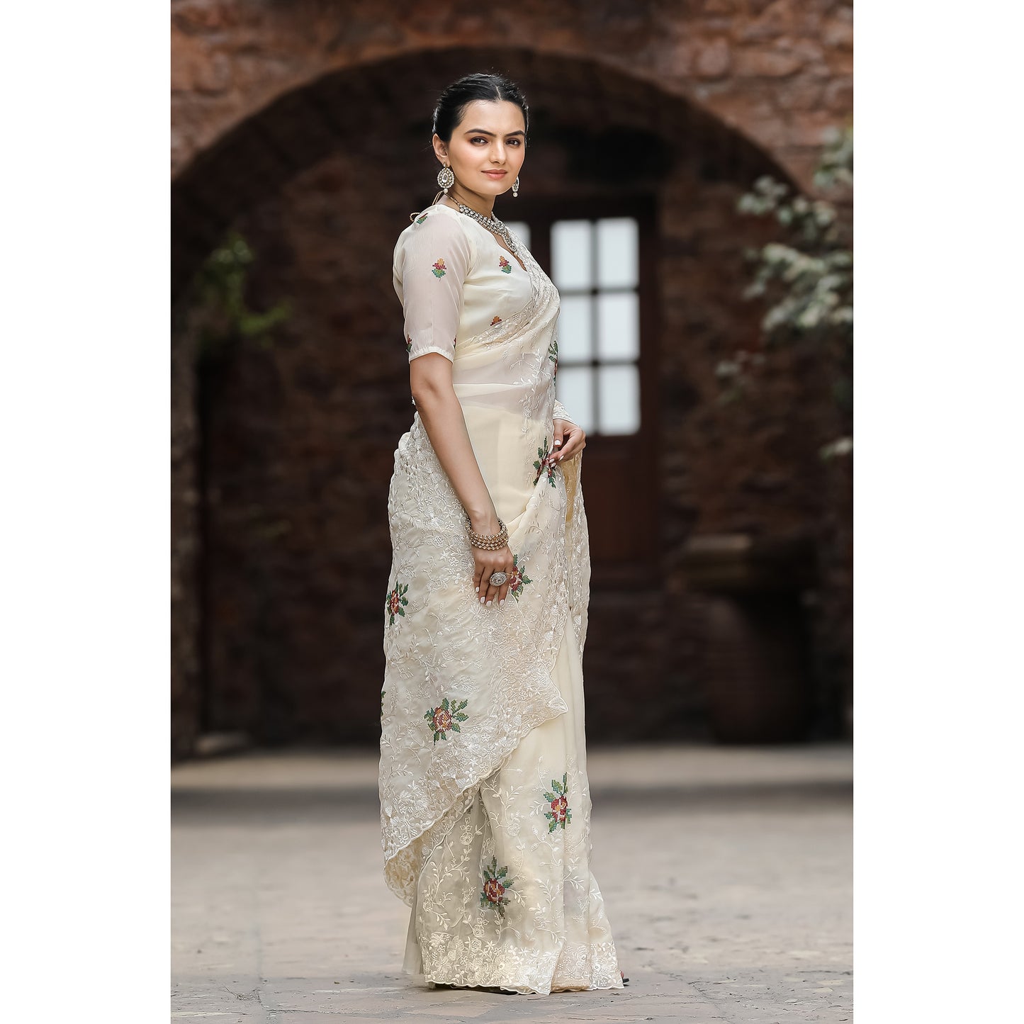 Ankita Cream Chiffon Handwork Saree