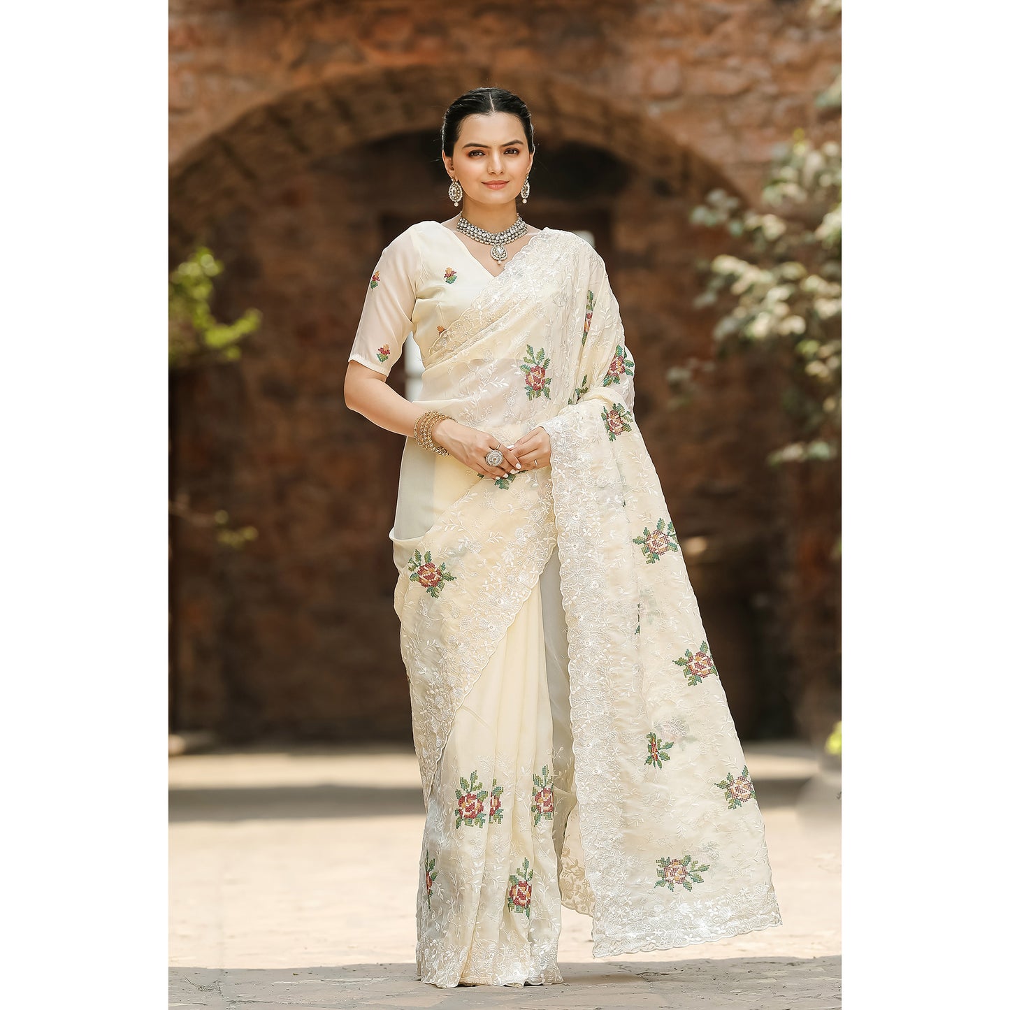 Ankita Cream Chiffon Handwork Saree