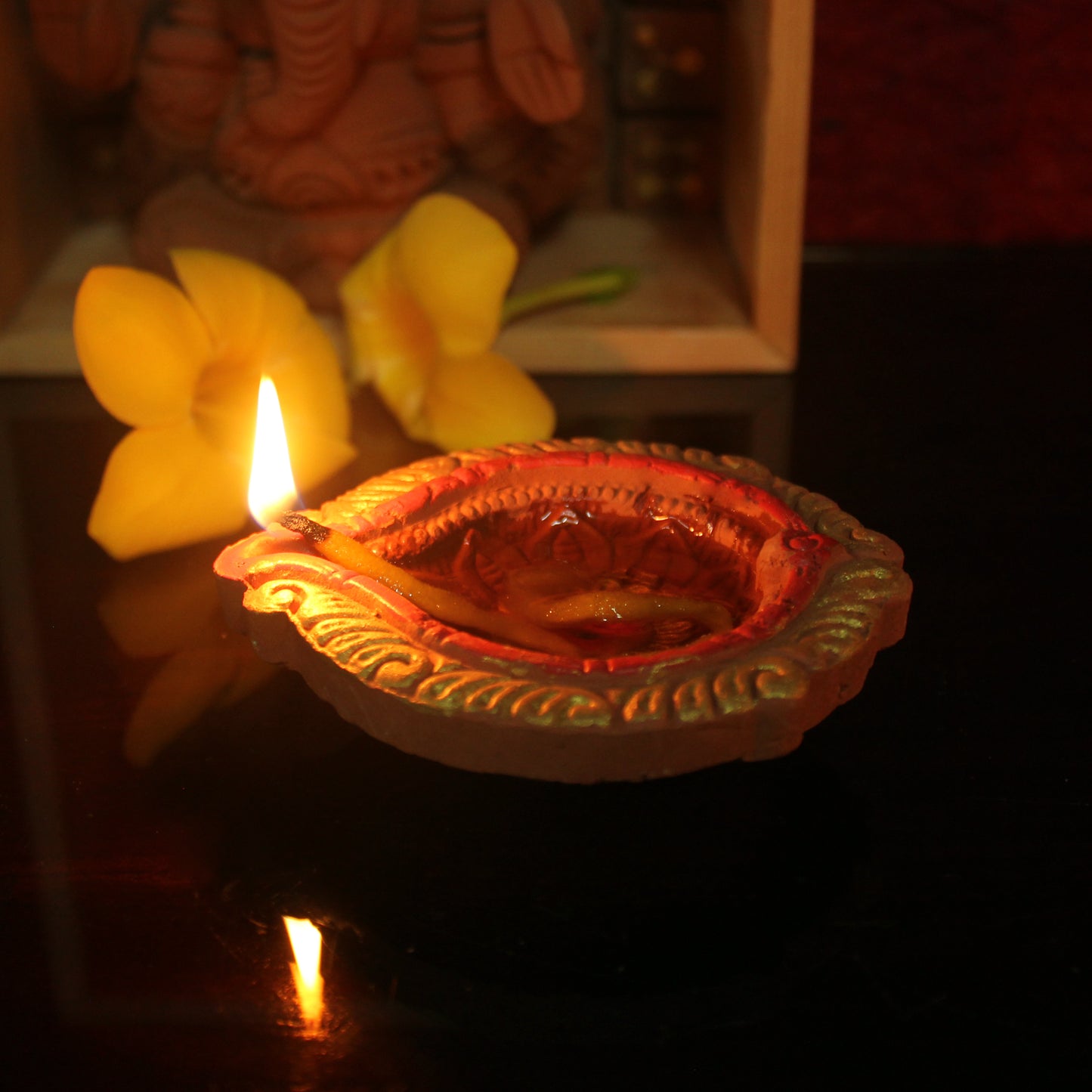 Golden Ring Motiff Diya (Bankura2) : Diwali Special - Set Of 12 Diyas & Cotton Wicks