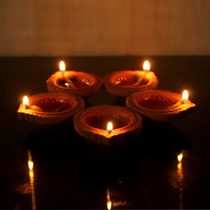 Small Motiff Diya : Diwali Special - Set Of 50 Diyas & Cotton Wicks