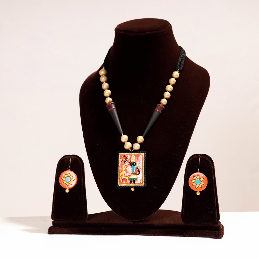 handpainted terracotta necklace set